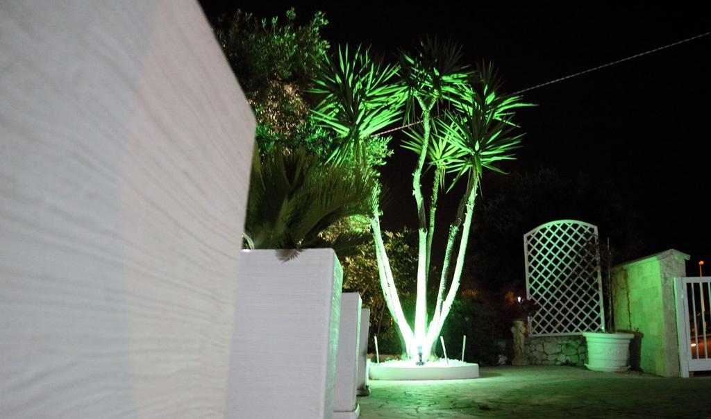 Villa Santo Stefano โมโนโปลี ภายนอก รูปภาพ